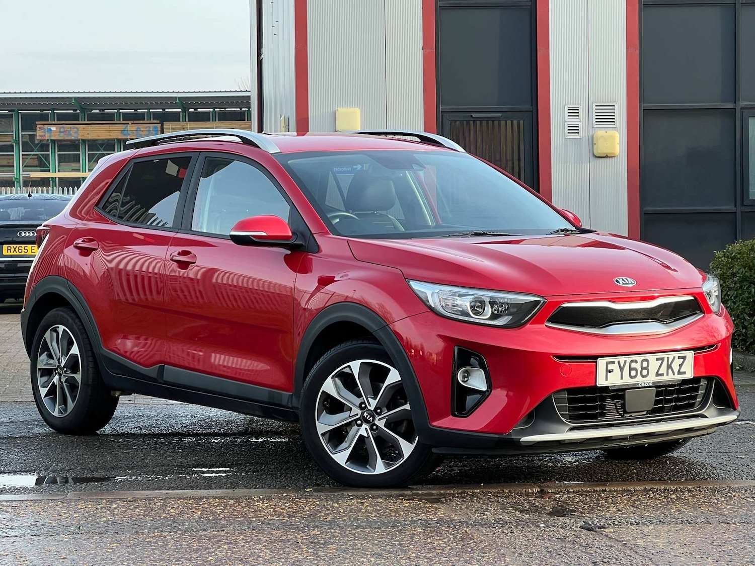 Used Kia Stonic 2018 for sale - 77022649: Photo 3