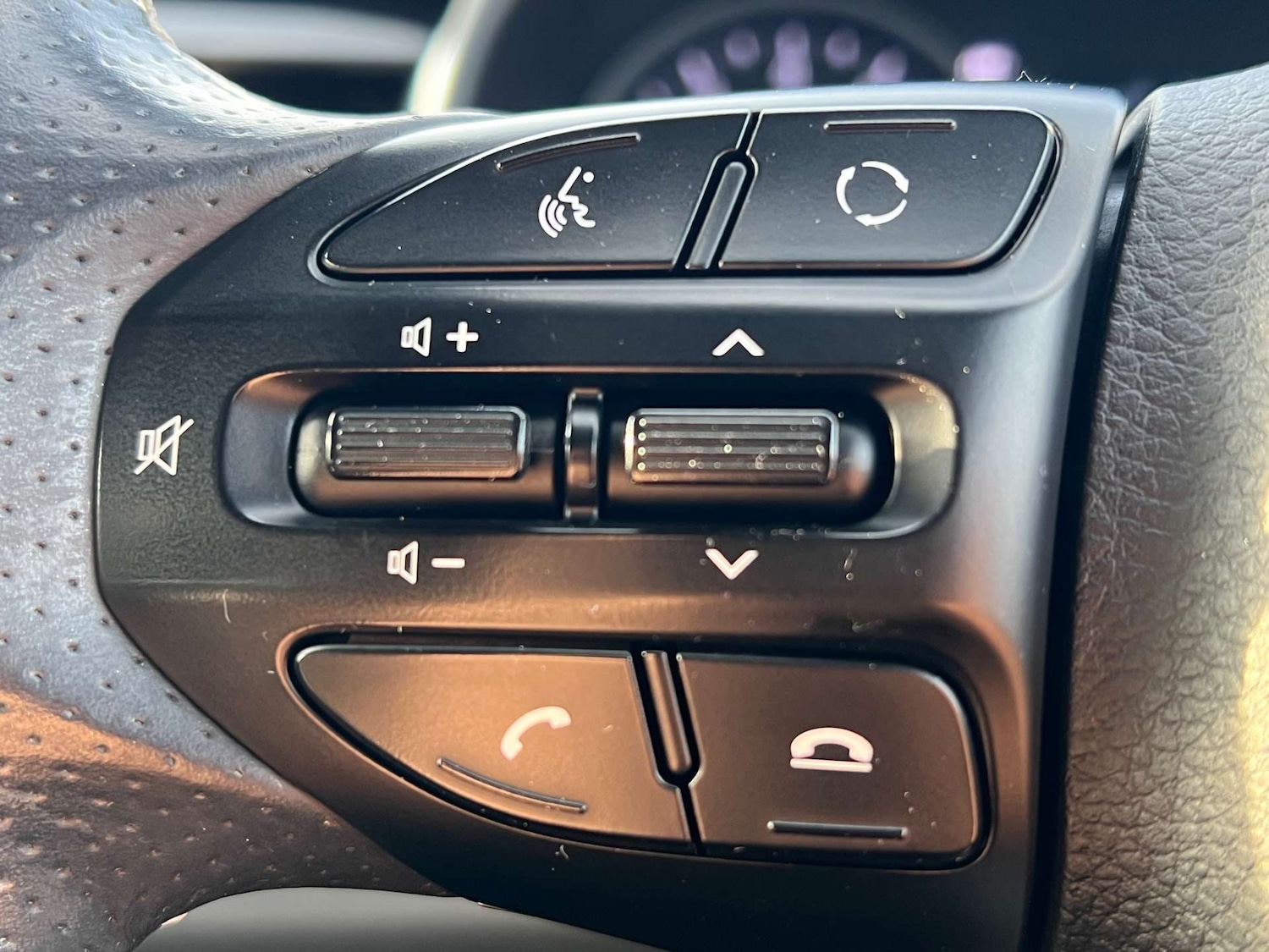 Used Kia Stonic 2018 for sale - 77022649: Photo 57