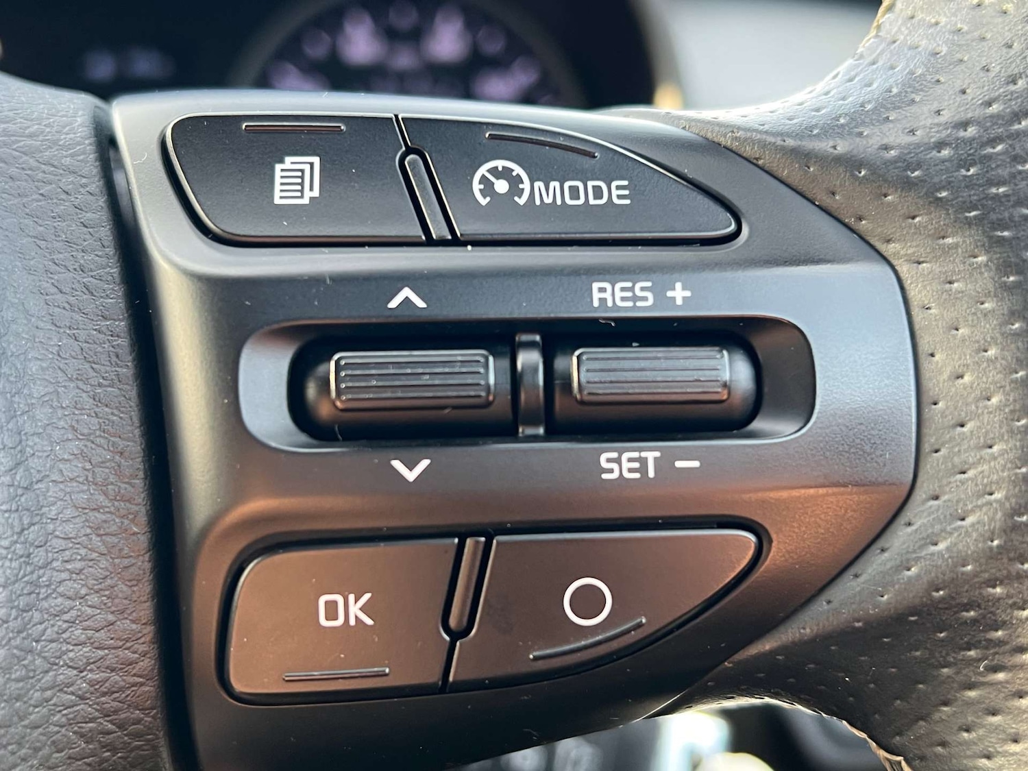 Used Kia Stonic 2018 for sale - 77022649: Photo 59