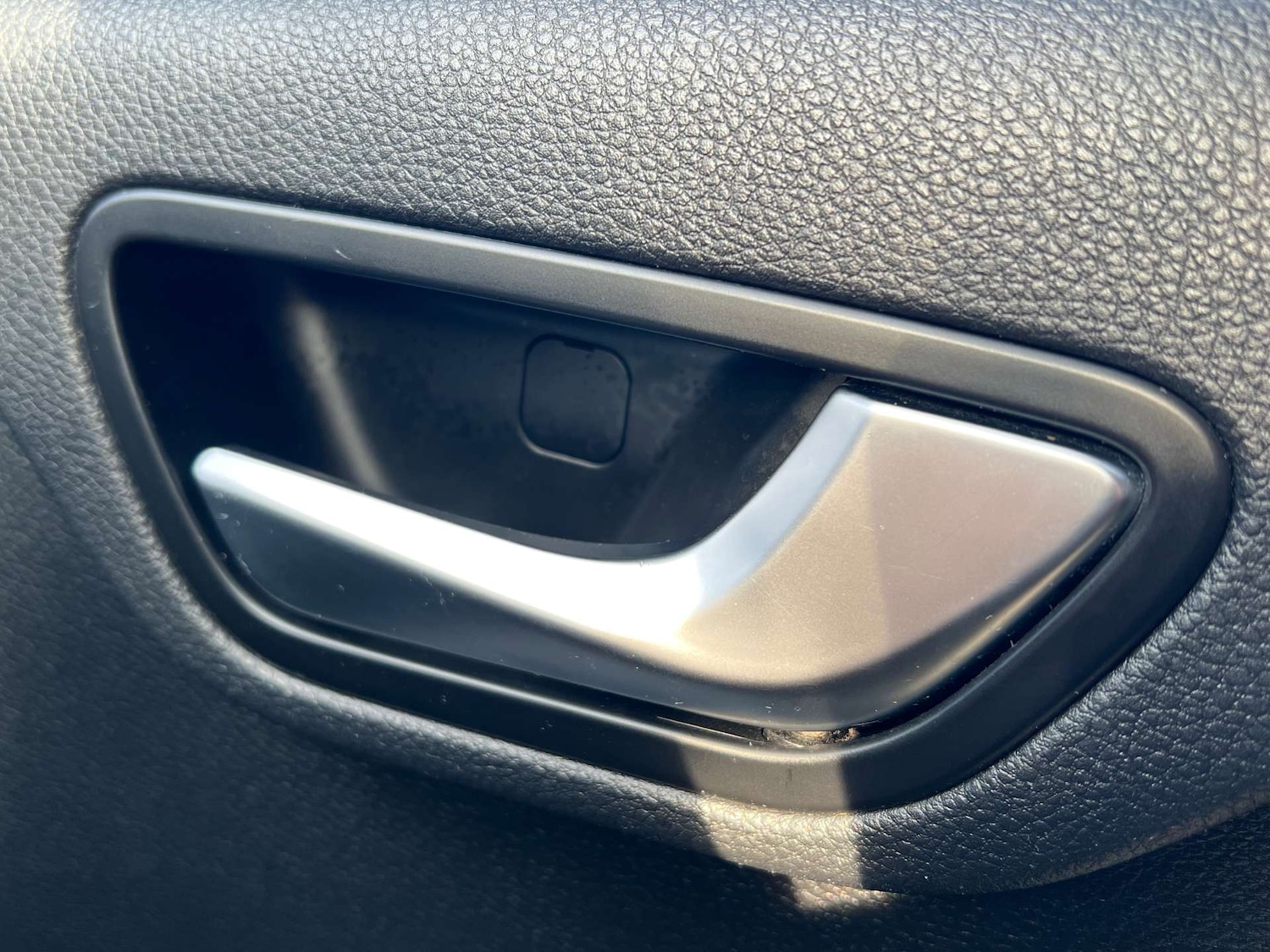 Used Kia Stonic 2018 for sale - 77022649: Photo 64