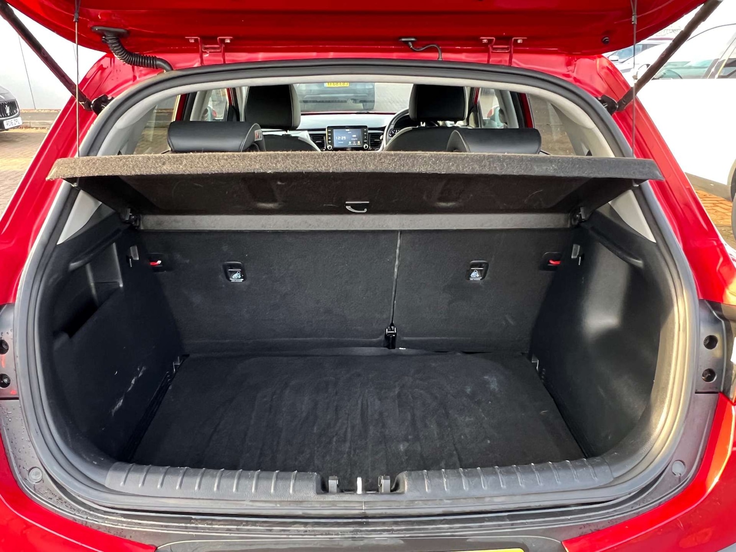 Used Kia Stonic 2018 for sale - 77022649: Photo 69