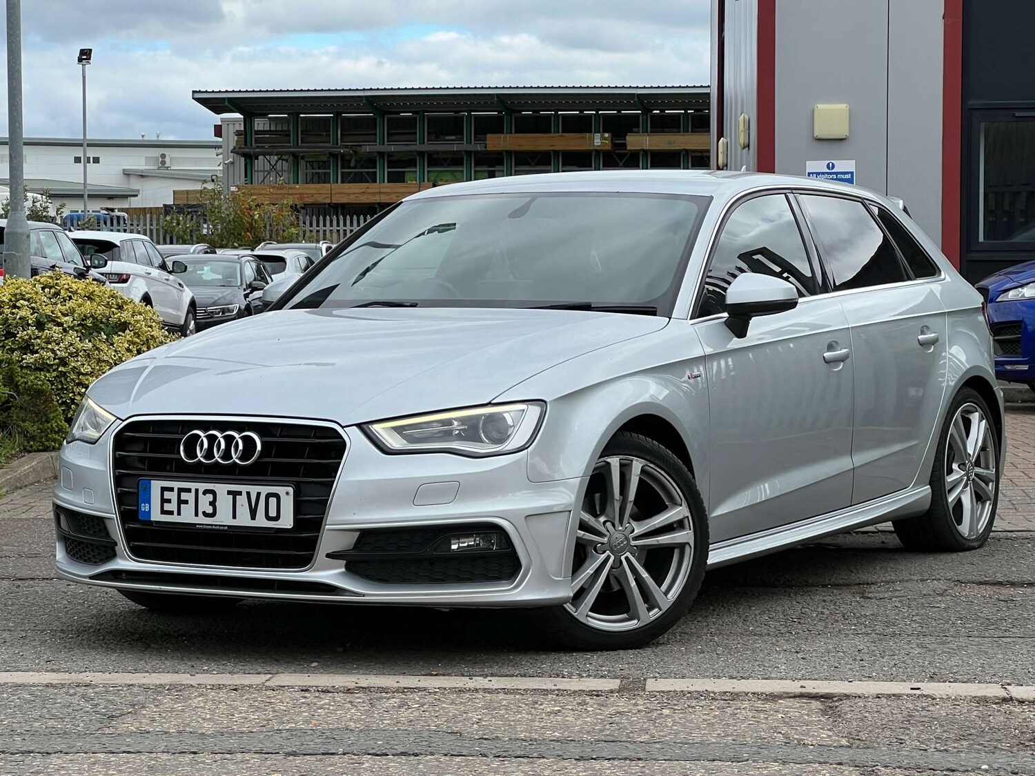 Used Audi A3 2013 for sale - 76220609: Photo 4