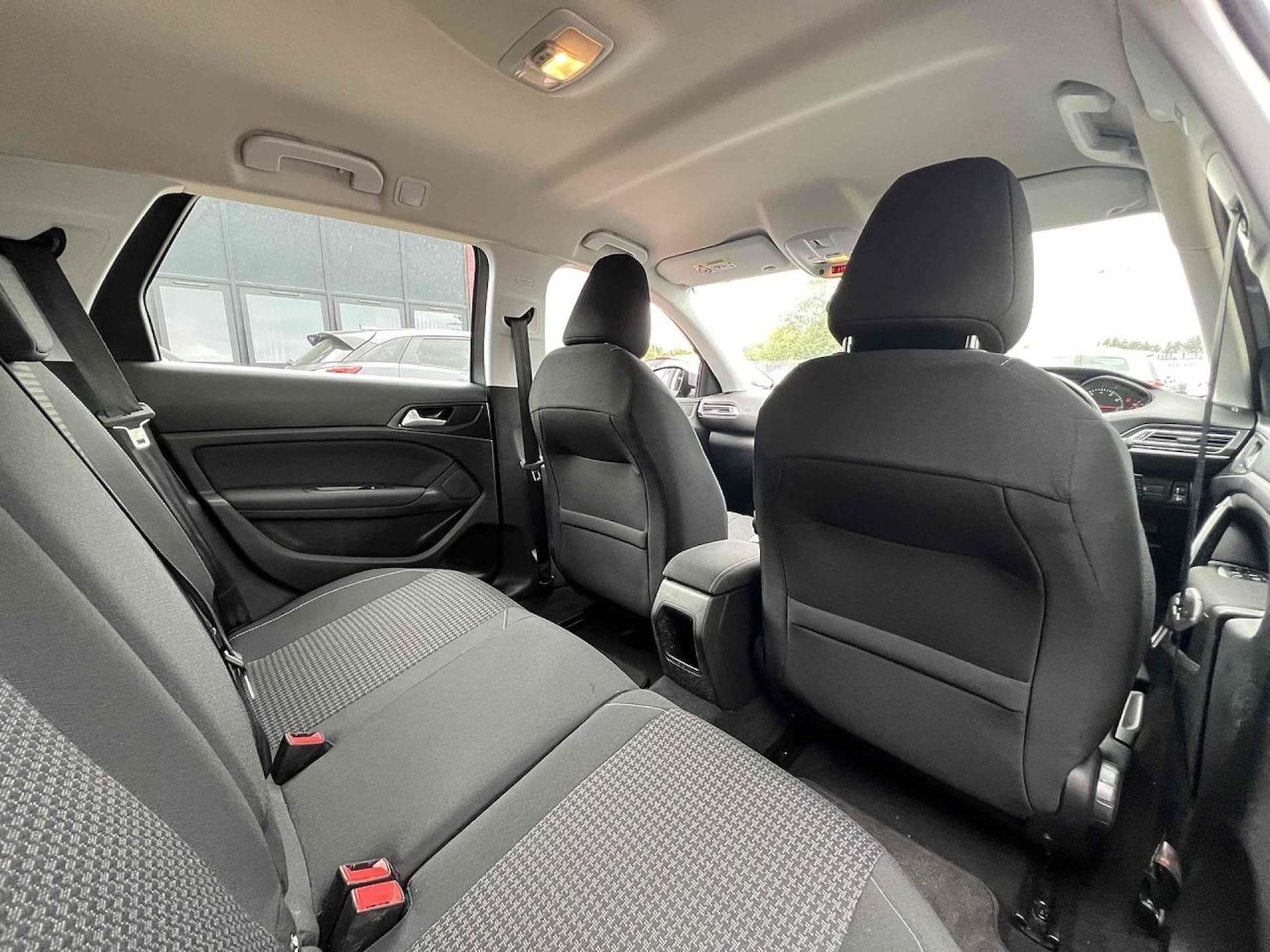 Used Peugeot 308 2019 for sale - 76601093: Photo 16