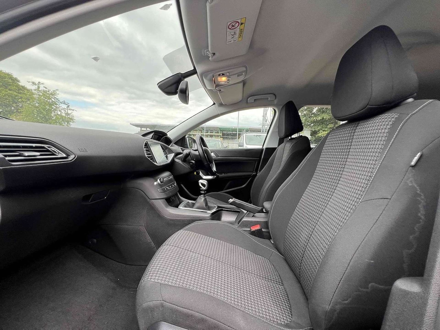 Used Peugeot 308 2019 for sale - 76601093: Photo 21