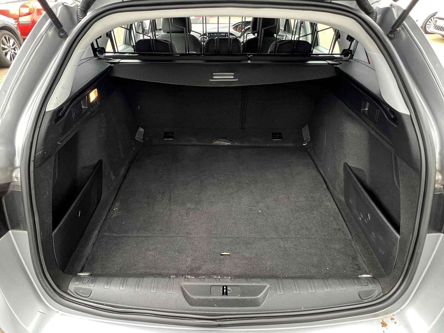 Used Peugeot 308 2019 for sale - 76601093: Photo 41