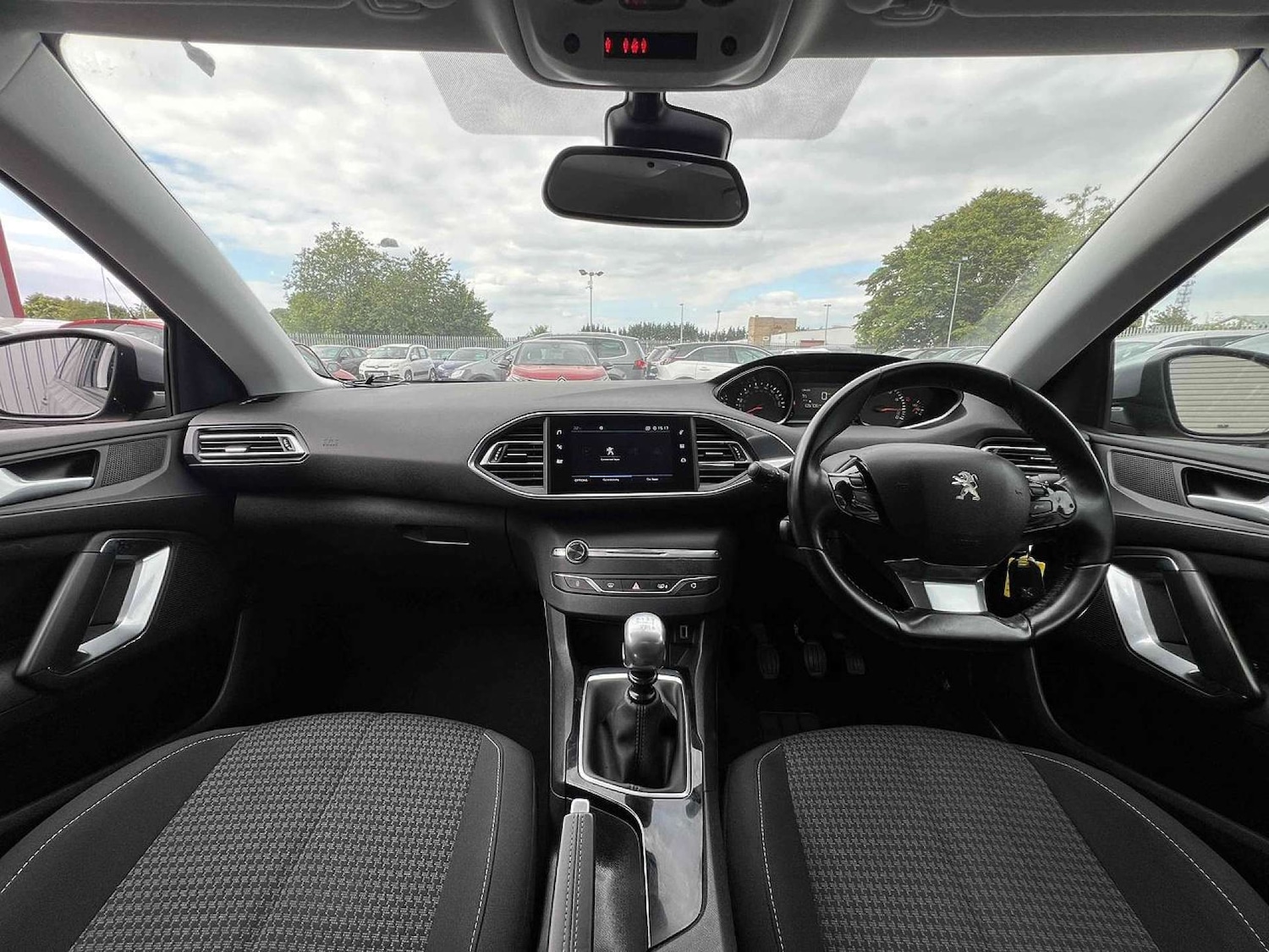 Used Peugeot 308 2019 for sale - 76601093: Photo 7