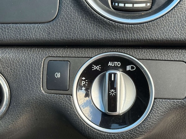 Used Mercedes-Benz C-Class 2015 for sale - 75569015: Photo 19