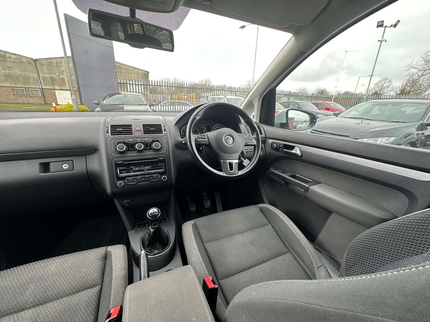 Used Volkswagen Touran 2014 for sale - 77571380: Photo 25