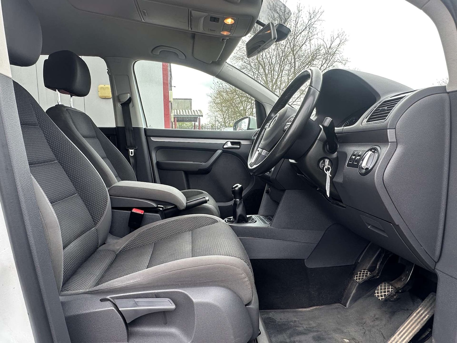 Used Volkswagen Touran 2014 for sale - 77571380: Photo 29