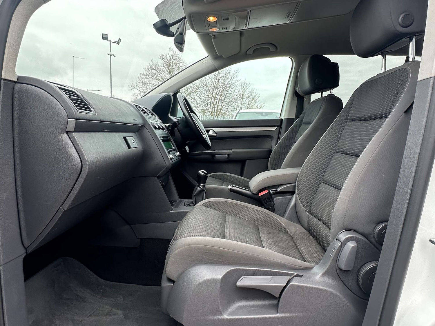 Used Volkswagen Touran 2014 for sale - 77571380: Photo 39