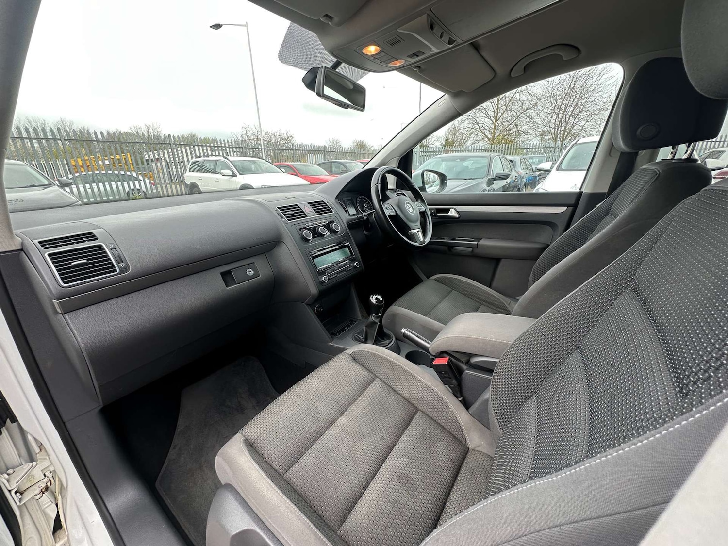 Used Volkswagen Touran 2014 for sale - 77571380: Photo 40