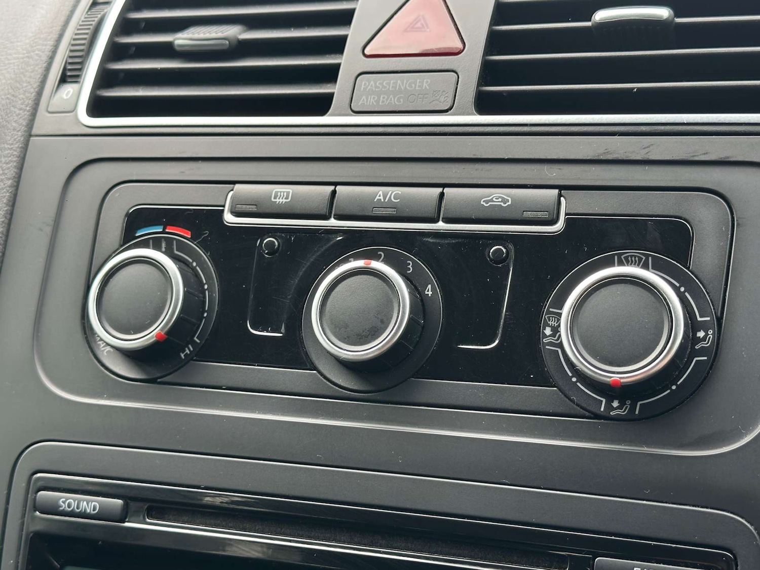 Used Volkswagen Touran 2014 for sale - 77571380: Photo 50