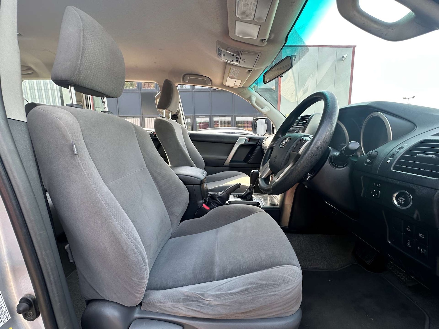 Used Toyota Land Cruiser 2011 for sale - 77492524: Photo 20