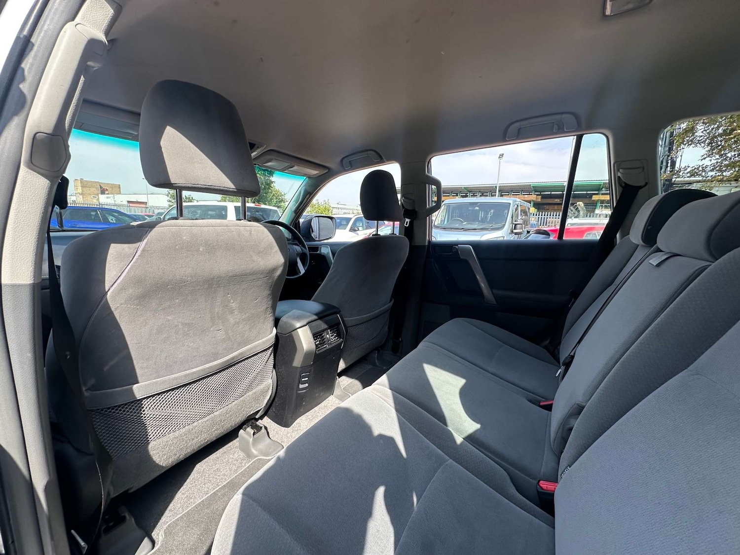 Used Toyota Land Cruiser 2011 for sale - 77492524: Photo 26