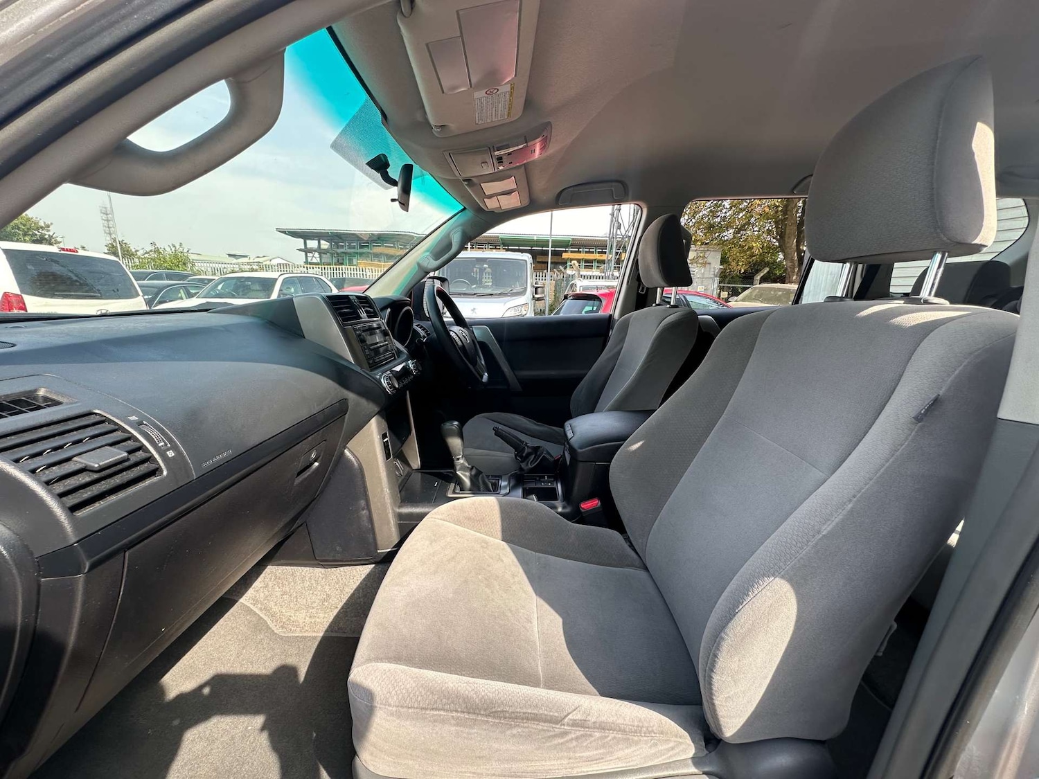 Used Toyota Land Cruiser 2011 for sale - 77492524: Photo 28