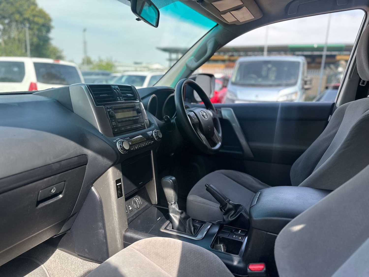 Used Toyota Land Cruiser 2011 for sale - 77492524: Photo 31