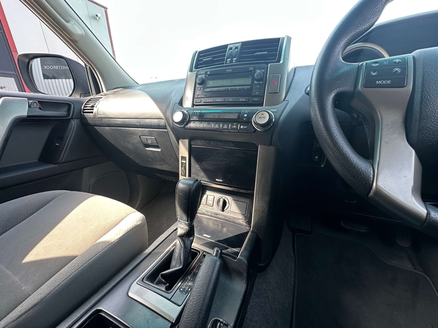 Used Toyota Land Cruiser 2011 for sale - 77492524: Photo 32