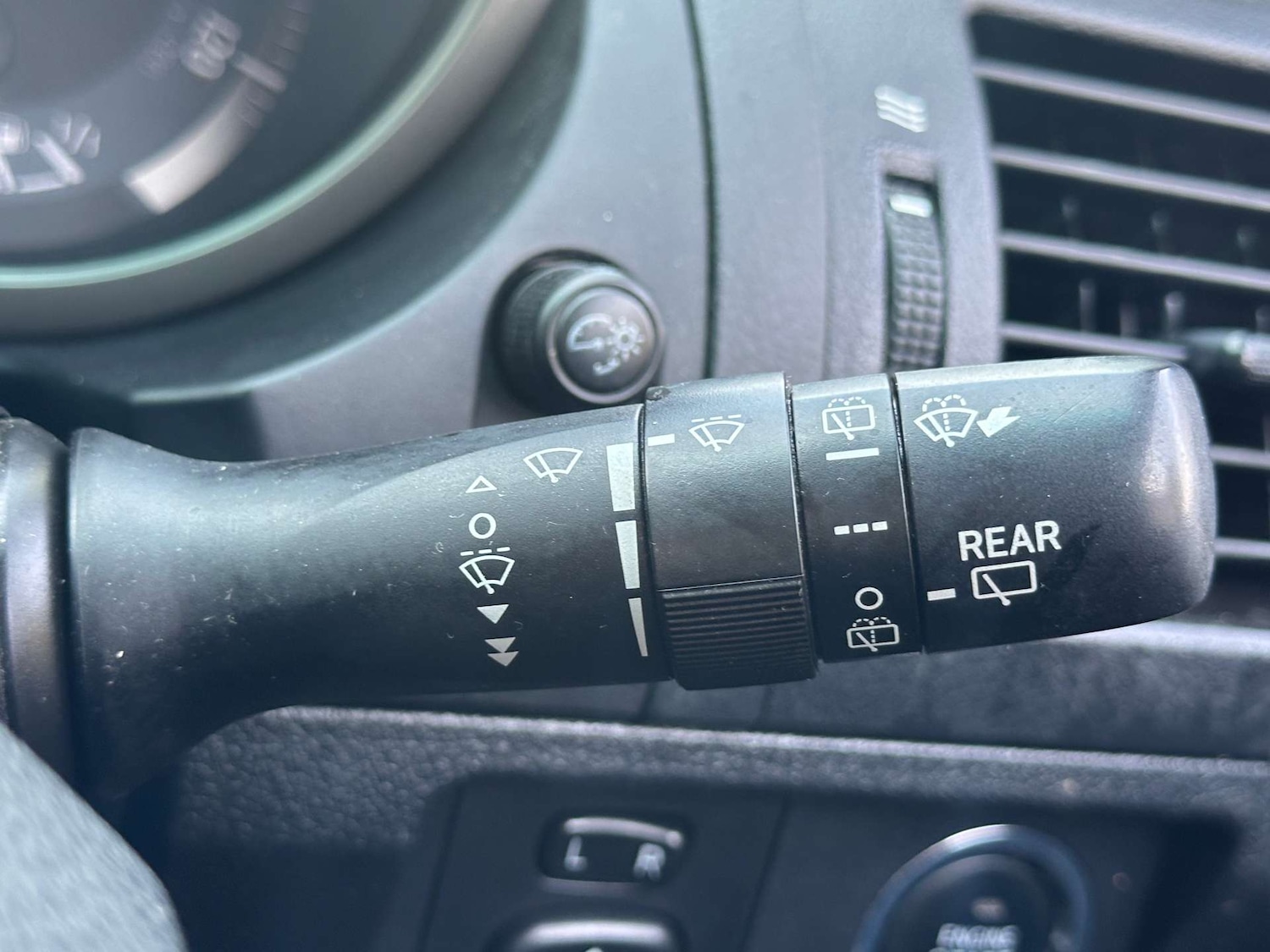 Used Toyota Land Cruiser 2011 for sale - 77492524: Photo 44