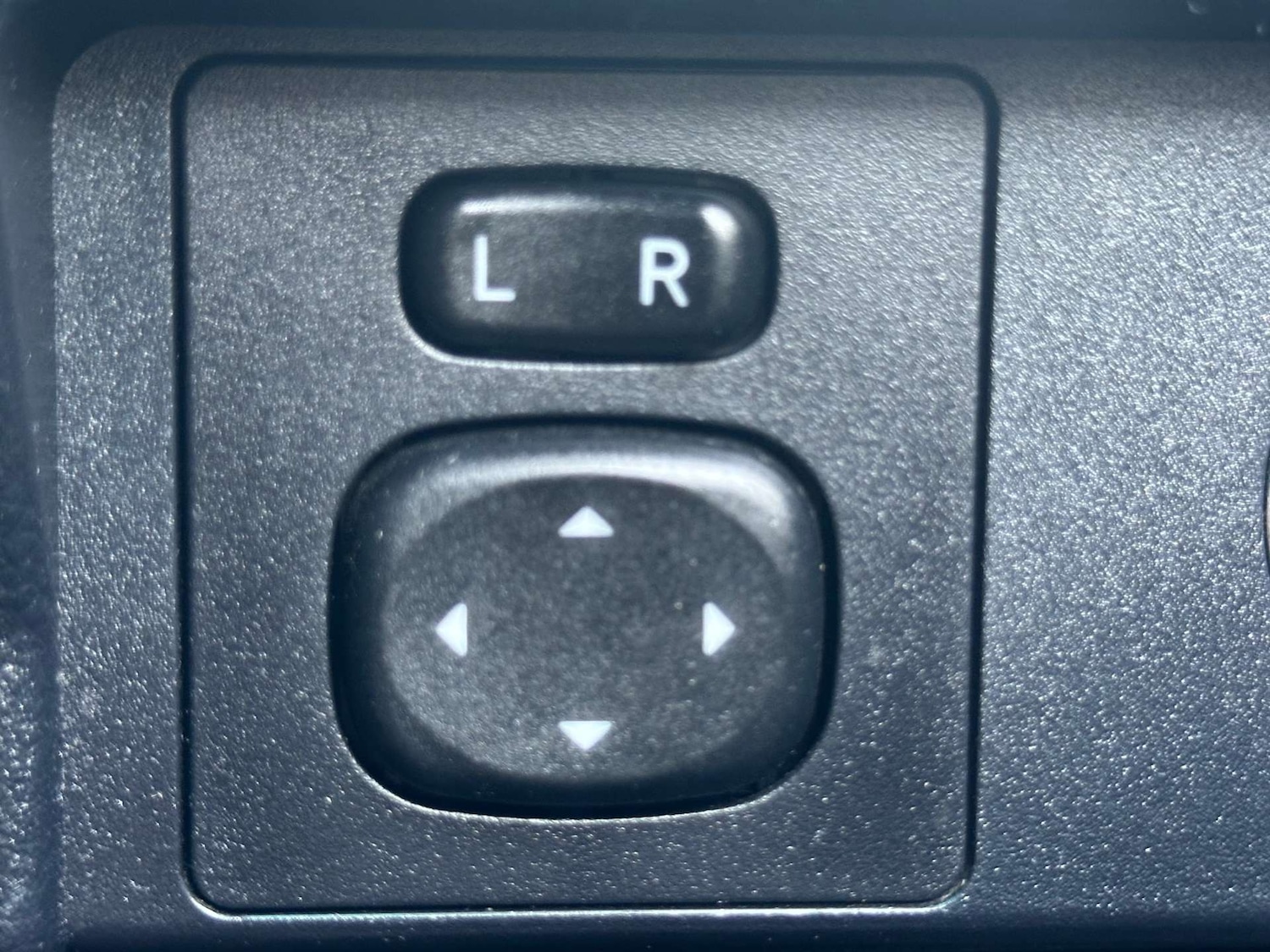 Used Toyota Land Cruiser 2011 for sale - 77492524: Photo 46