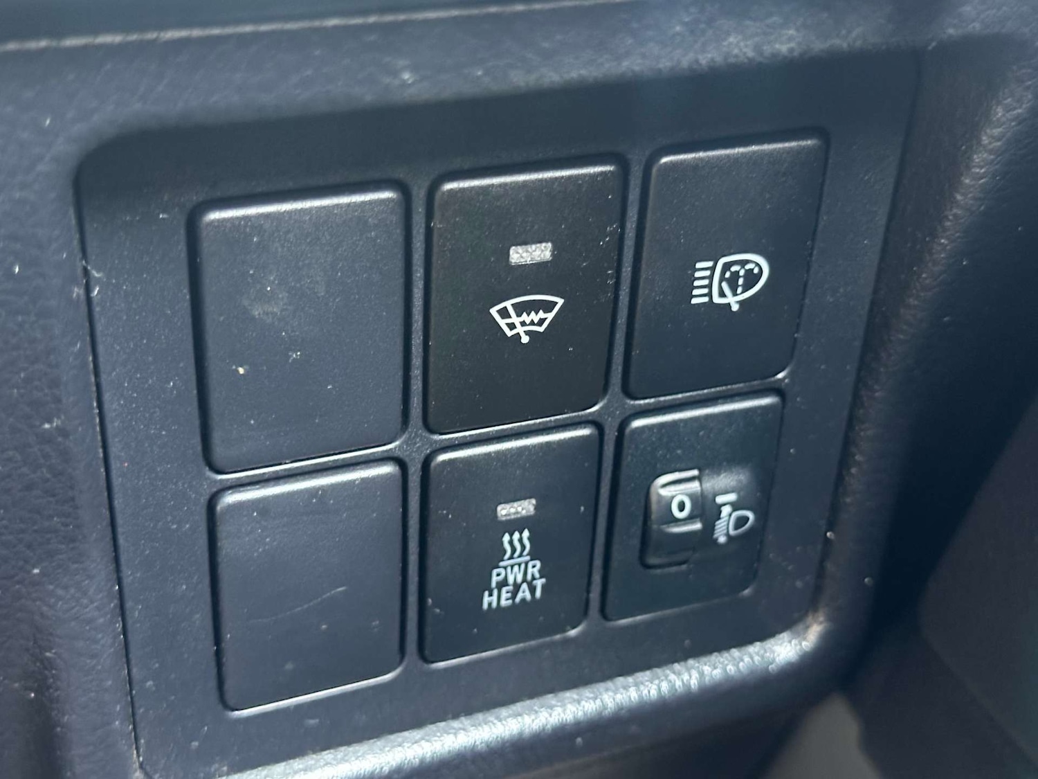 Used Toyota Land Cruiser 2011 for sale - 77492524: Photo 48