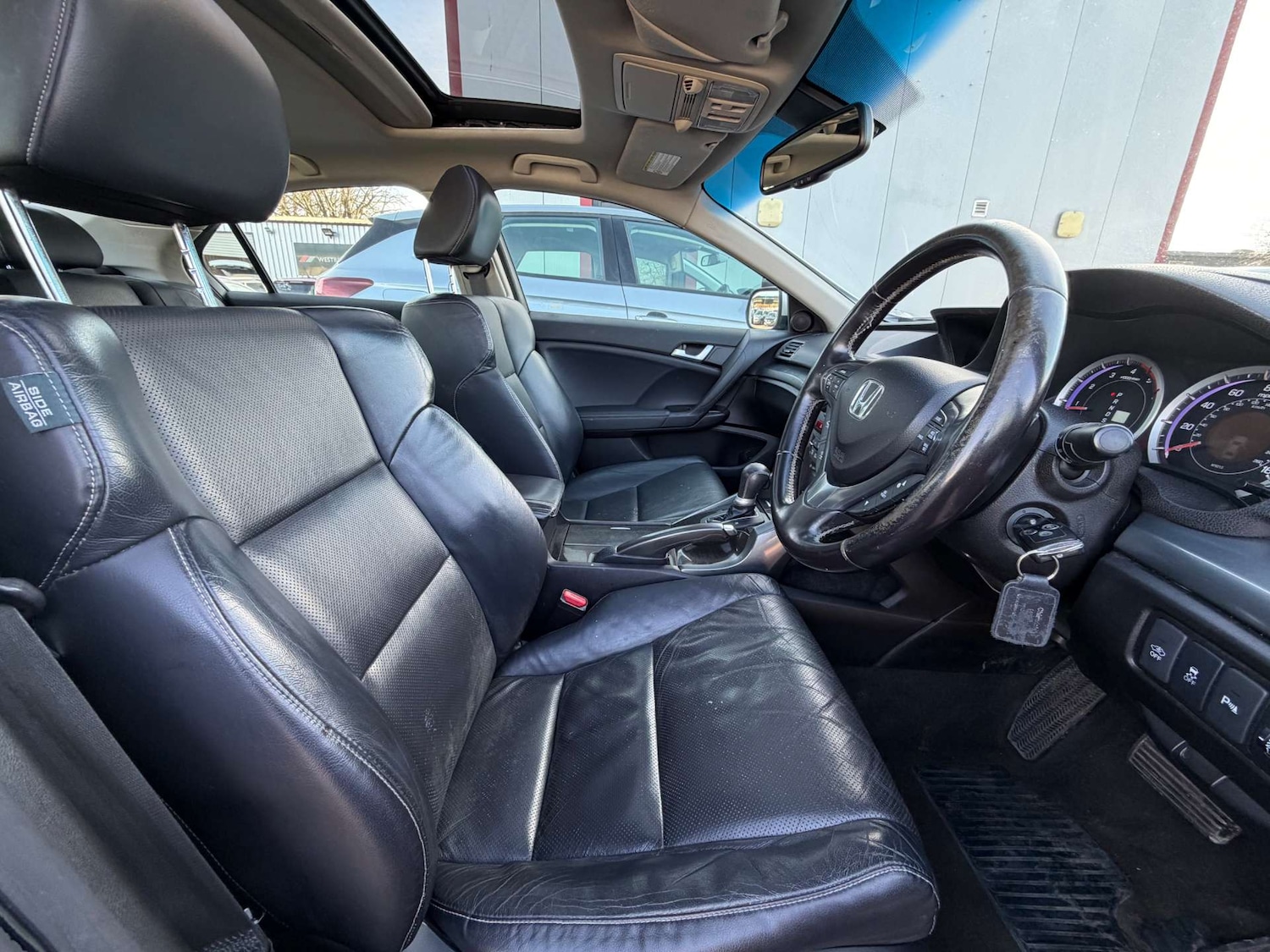 Used Honda Accord 2012 for sale - 76863464: Photo 24