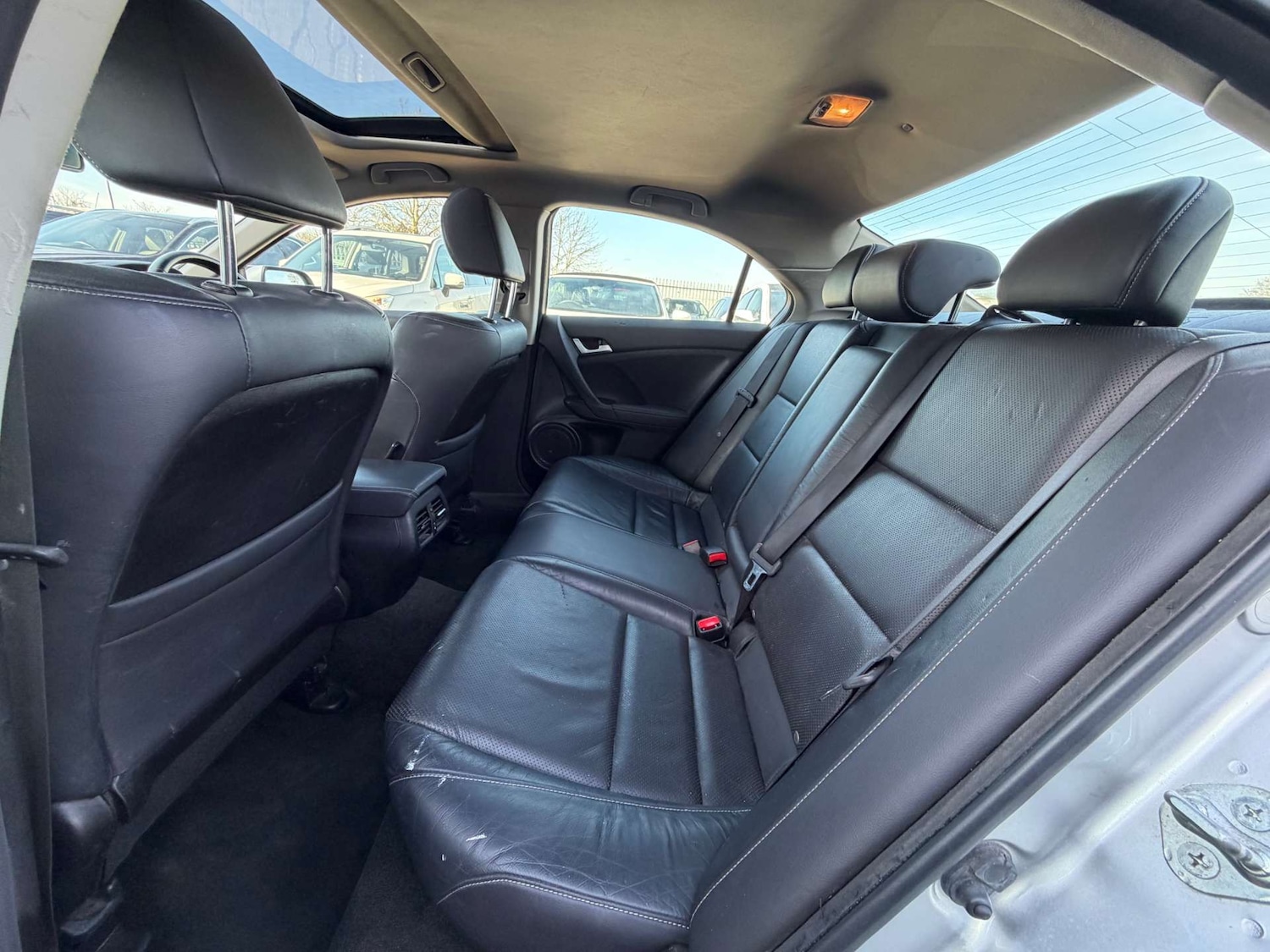 Used Honda Accord 2012 for sale - 76863464: Photo 28