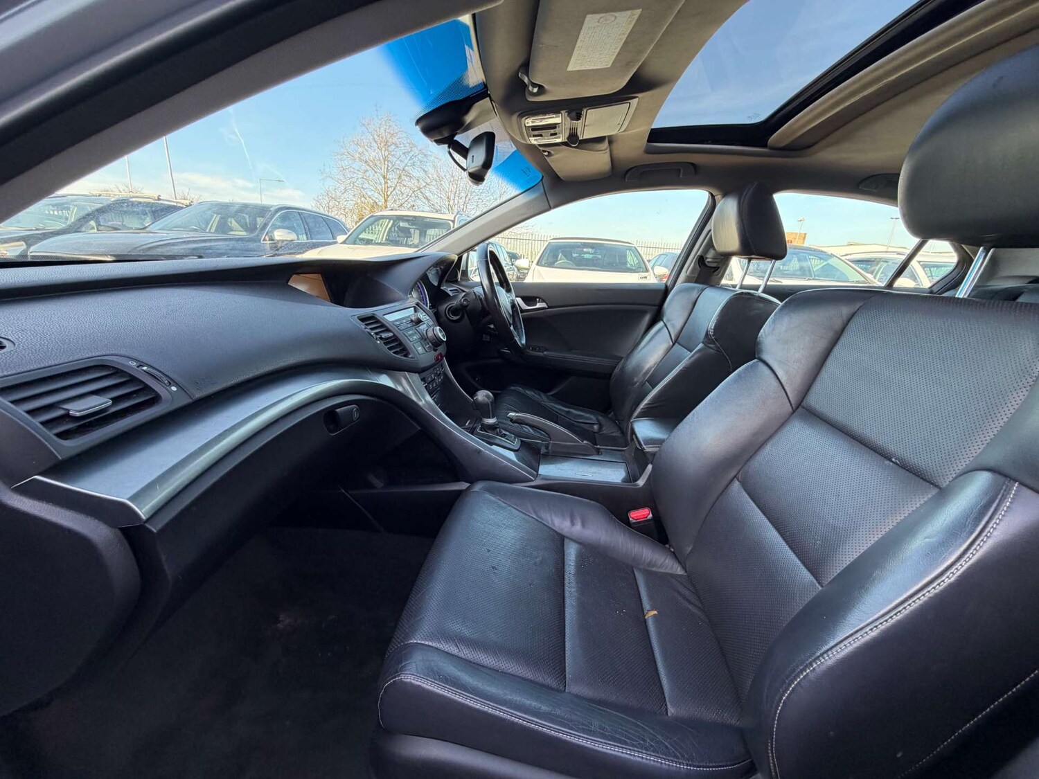 Used Honda Accord 2012 for sale - 76863464: Photo 31