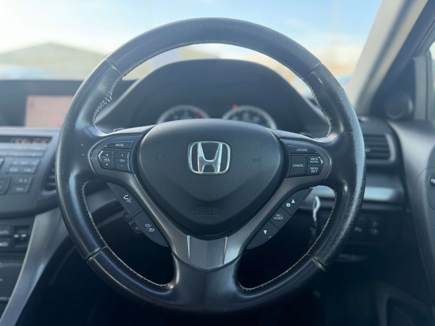 Used Honda Accord 2012 for sale - 76863464: Photo 49