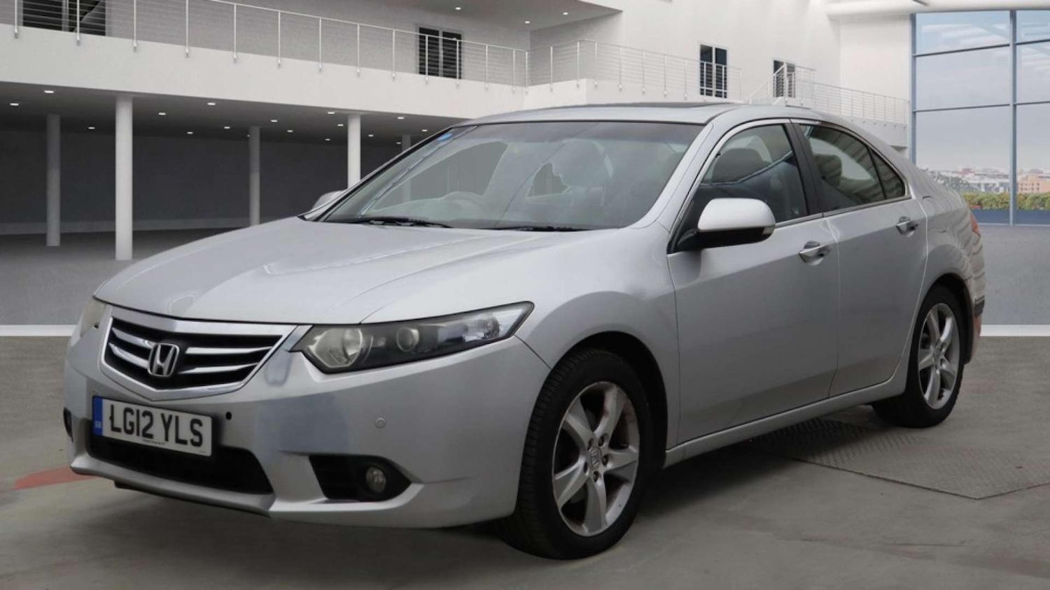 Used Honda Accord 2012 for sale - 76863464: Photo 5