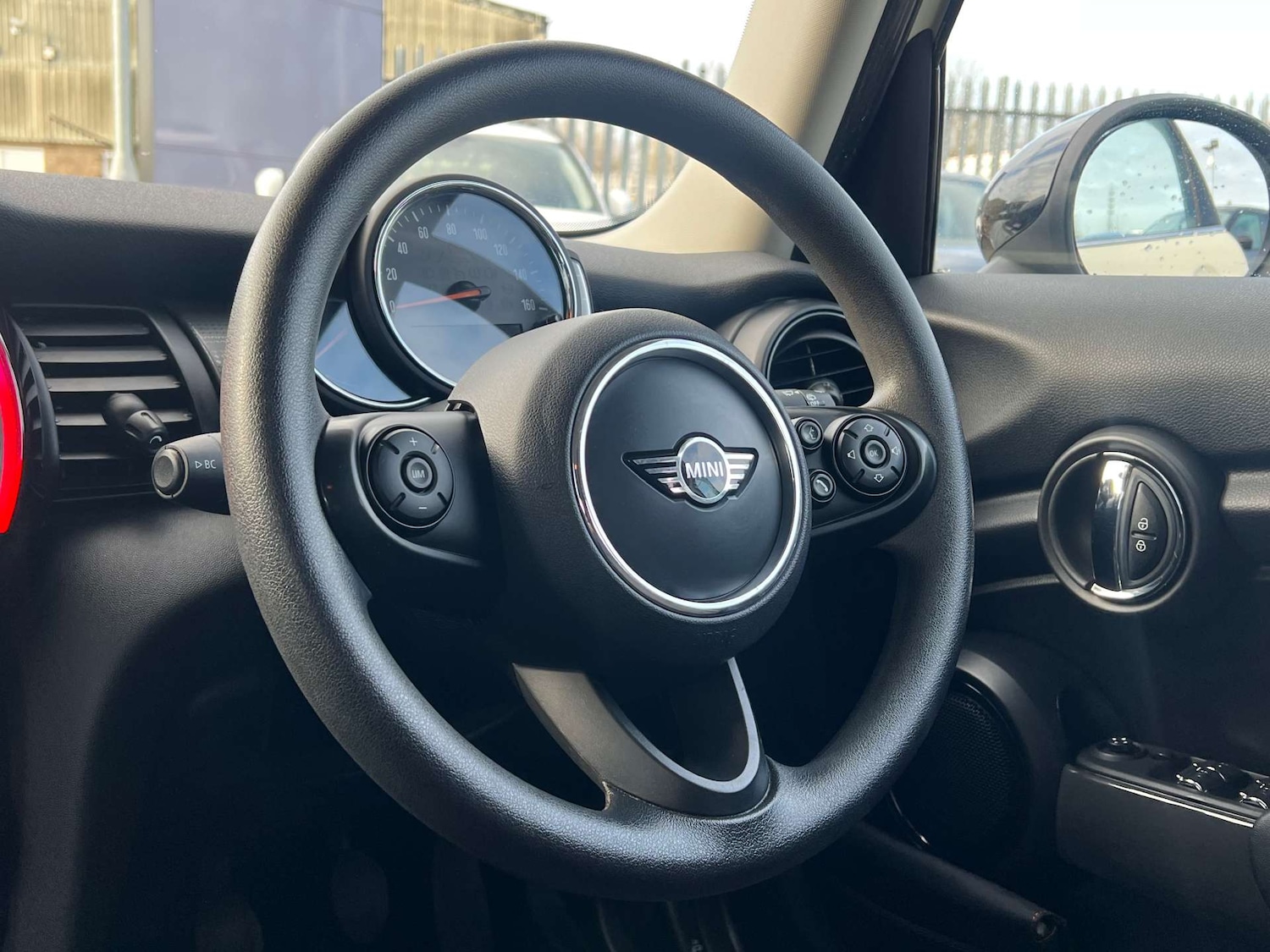 Used MINI Hatch 2018 for sale - 77342234: Photo 27