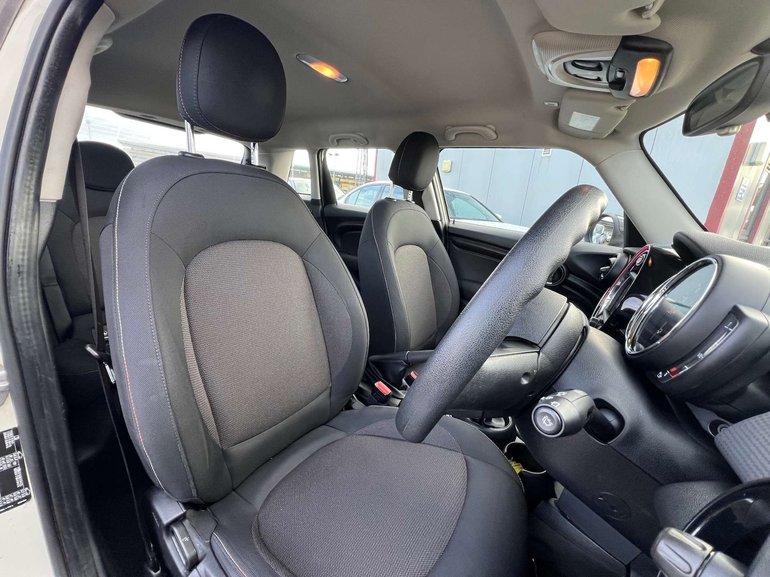 Used MINI Hatch 2018 for sale - 77342234: Photo 37