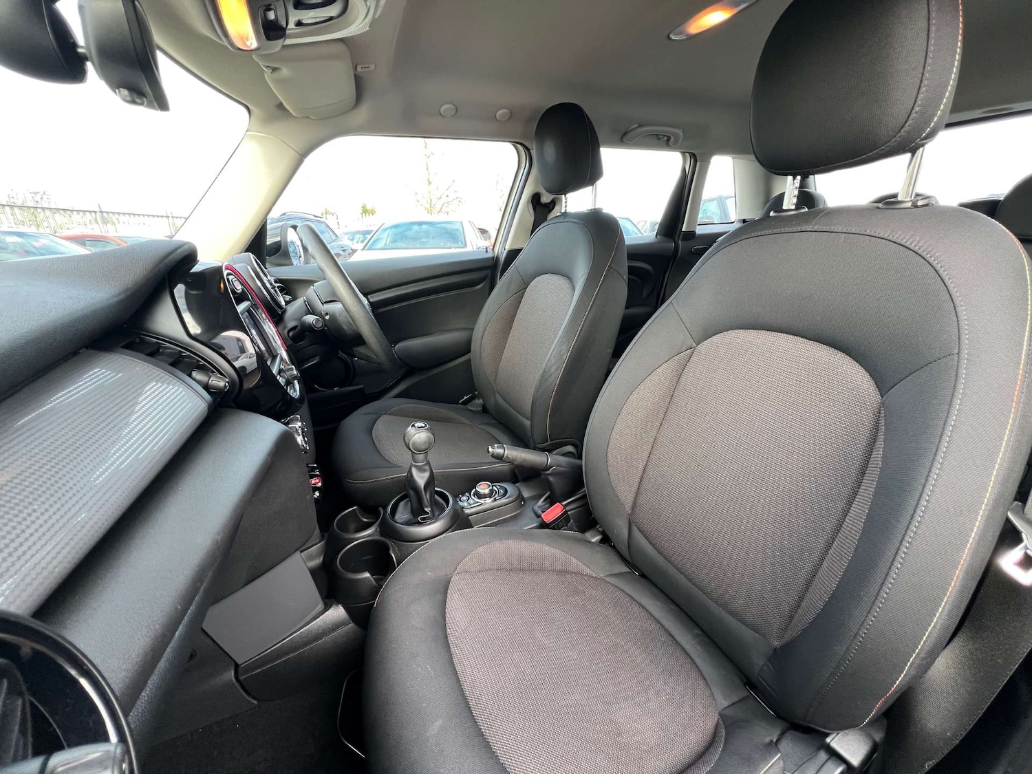 Used MINI Hatch 2018 for sale - 77342234: Photo 40