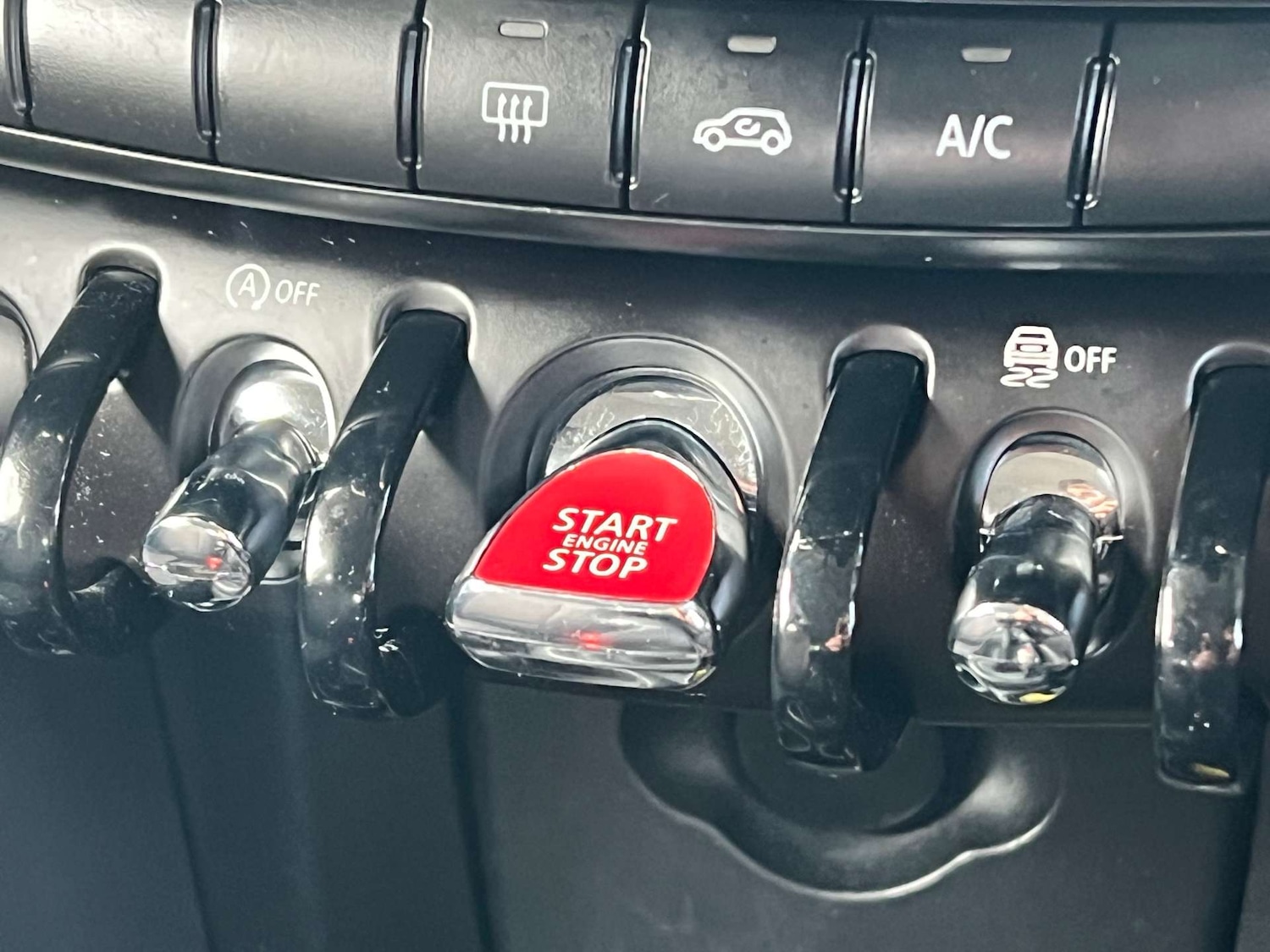 Used MINI Hatch 2018 for sale - 77342234: Photo 42