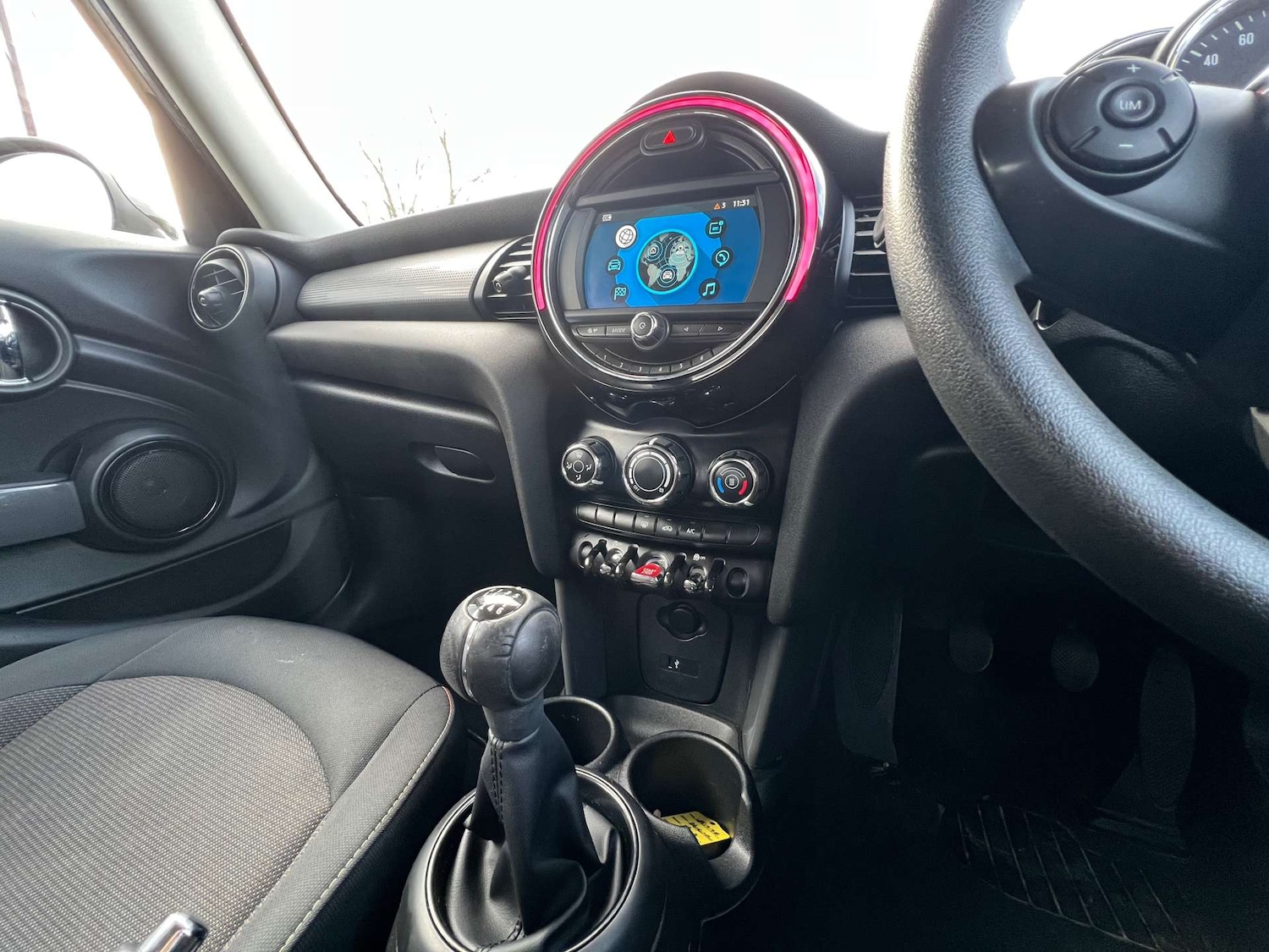 Used MINI Hatch 2018 for sale - 77342234: Photo 60