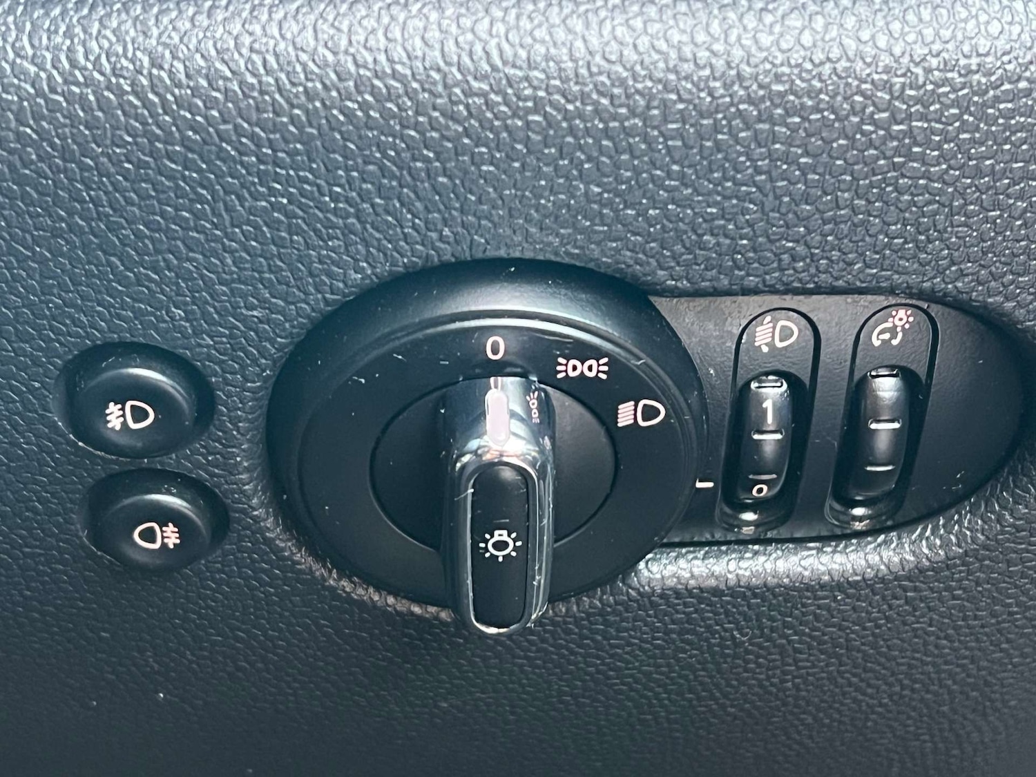 Used MINI Hatch 2018 for sale - 77342234: Photo 67