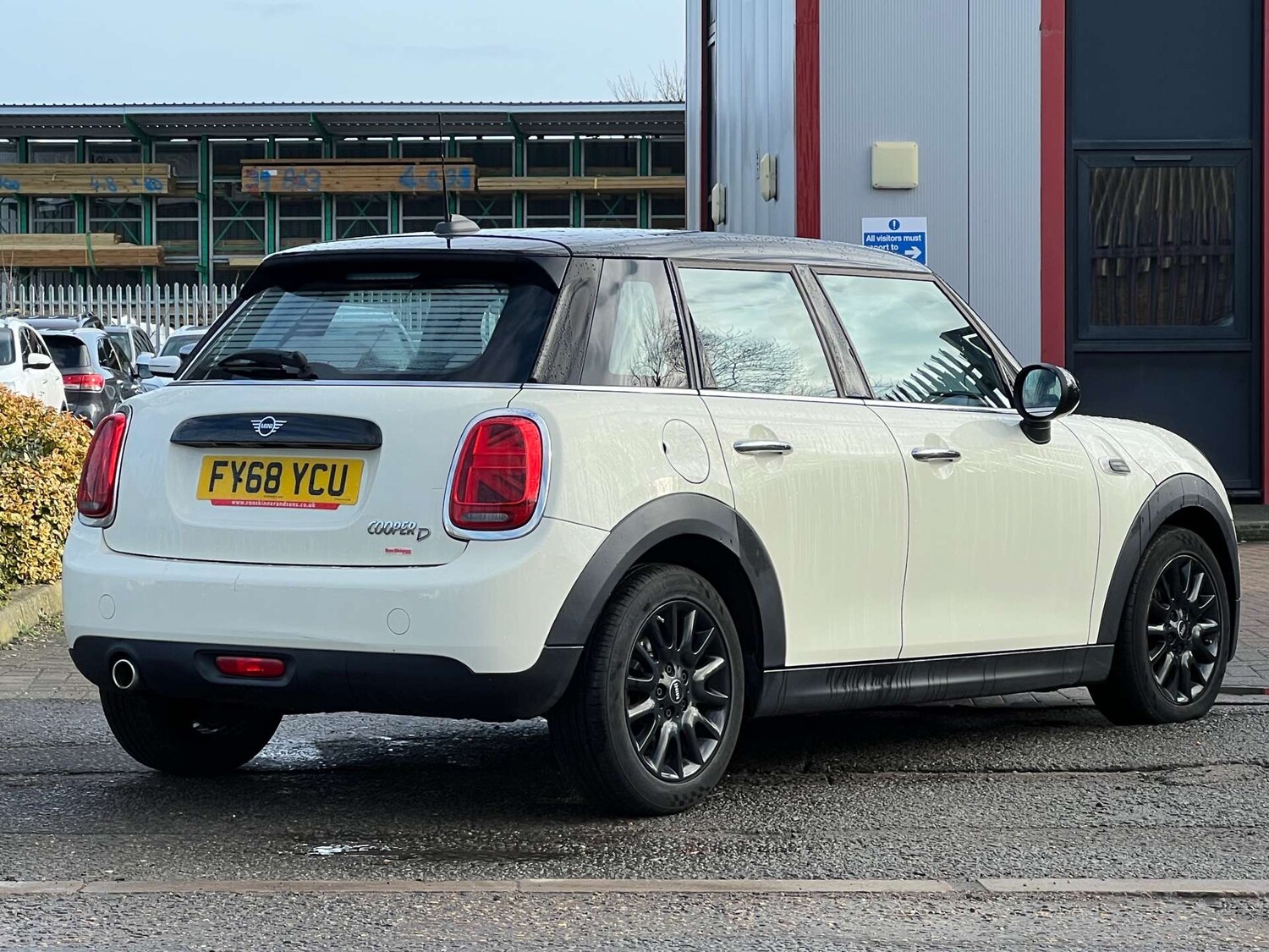 Used MINI Hatch 2018 for sale - 77342234: Photo 9