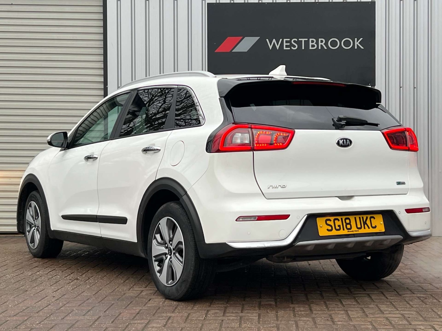 Used Kia Niro 2018 for sale - 76601375: Photo 4