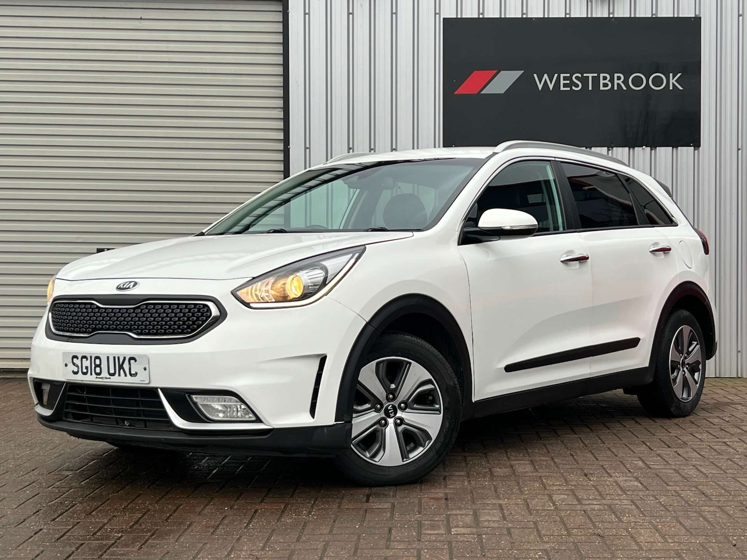 Used Kia Niro 2018 for sale - 76601375: Photo 5
