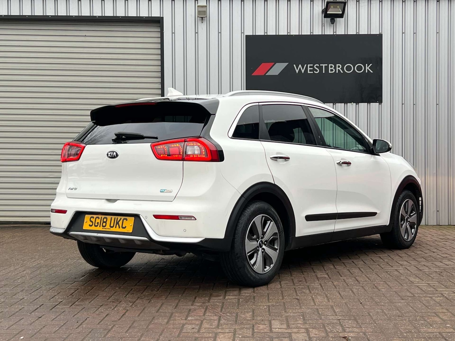 Used Kia Niro 2018 for sale - 76601375: Photo 8