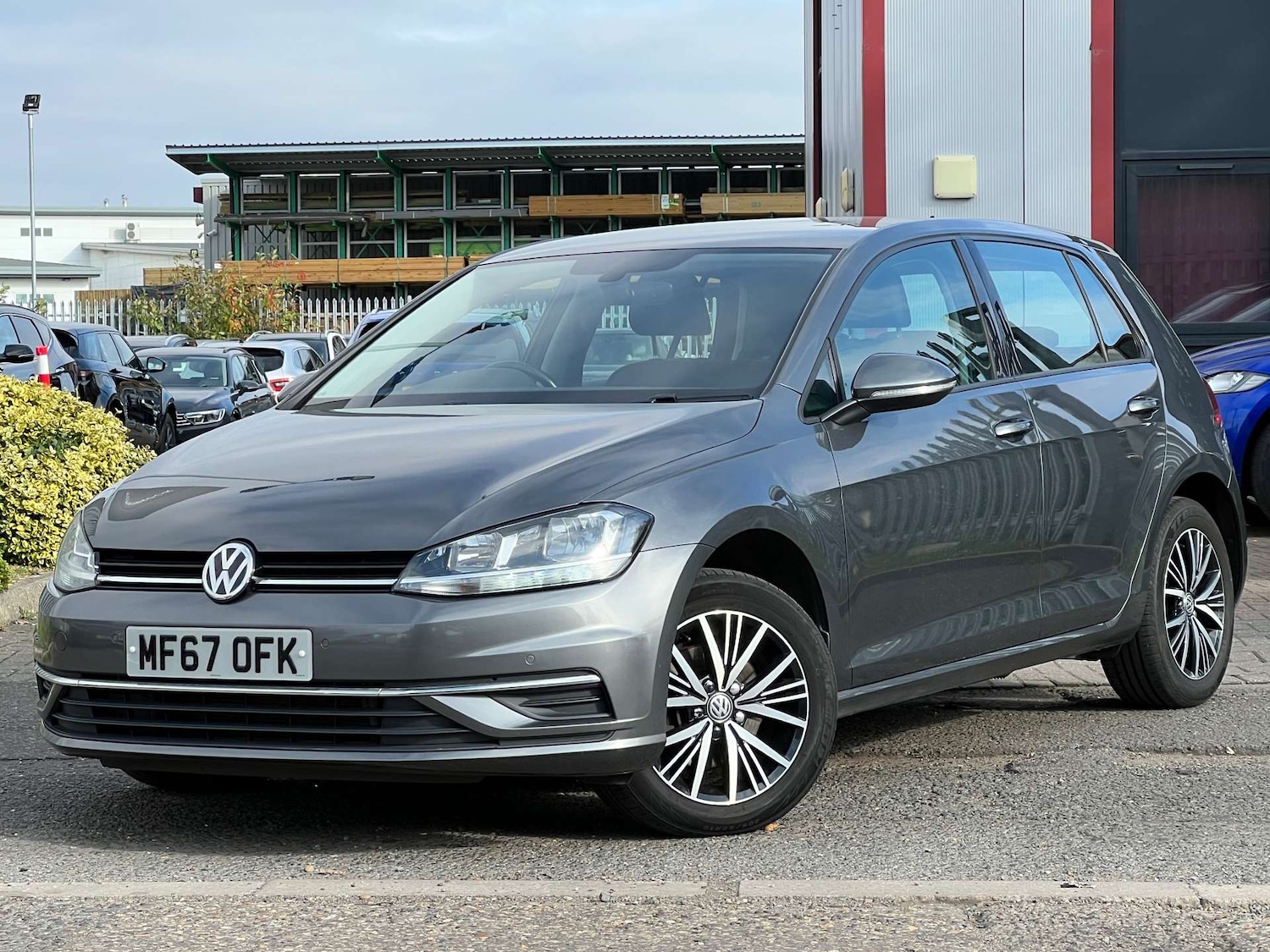 Used Volkswagen Golf 2017 for sale - 76263500: Photo 4