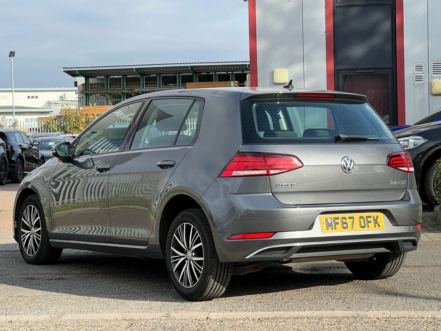 Used Volkswagen Golf 2017 for sale - 76263500: Photo 8