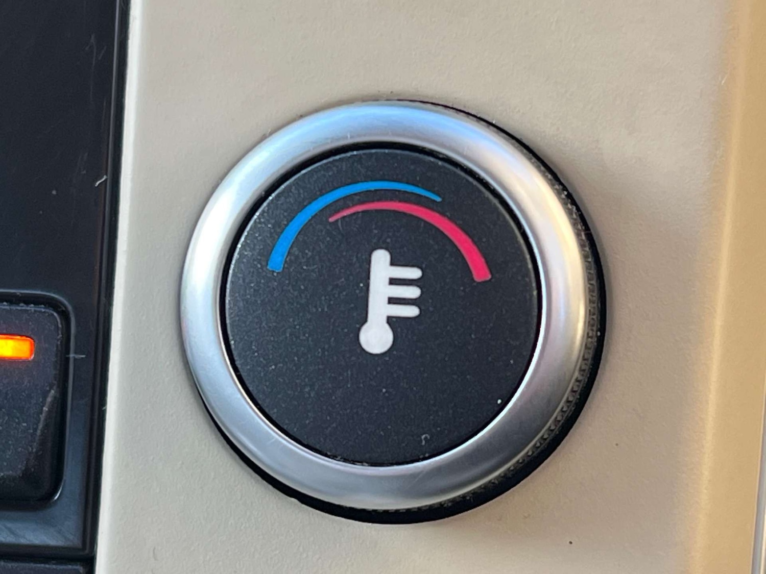 Used Volvo S80 2010 for sale - 77038553: Photo 47