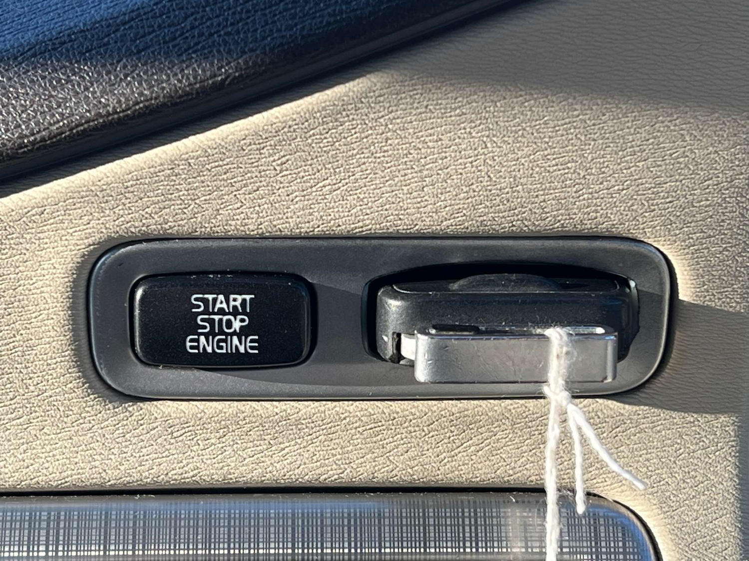 Used Volvo S80 2010 for sale - 77038553: Photo 55