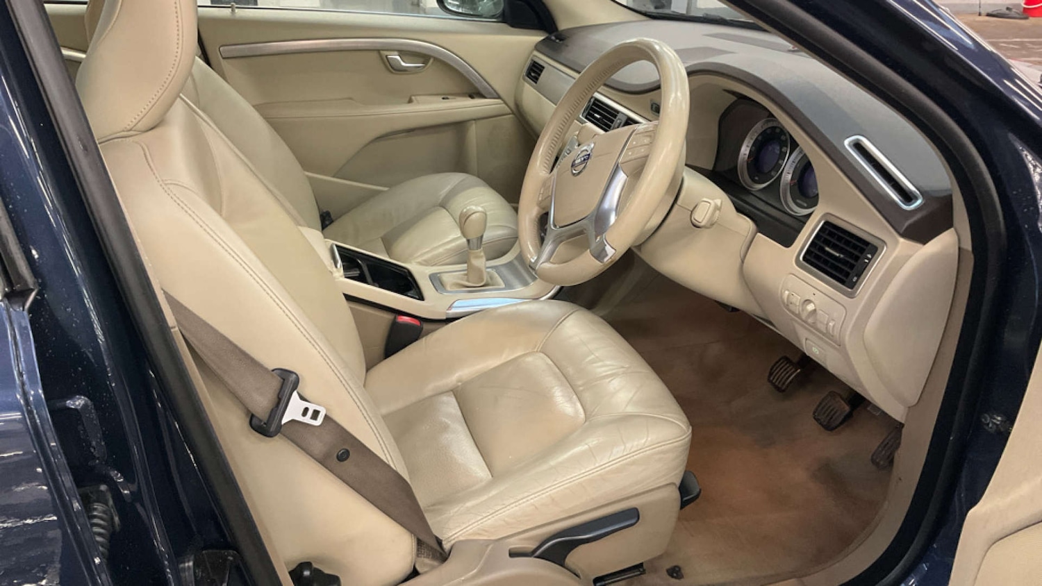 Used Volvo S80 2010 for sale - 77038553: Photo 8