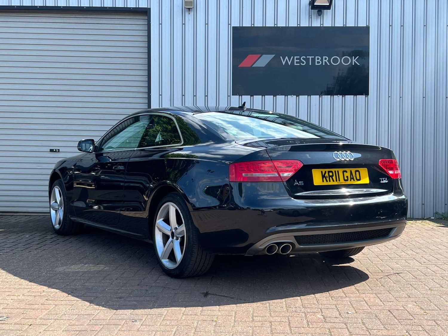 Used Audi A5 2011 for sale - 76437898: Photo 9