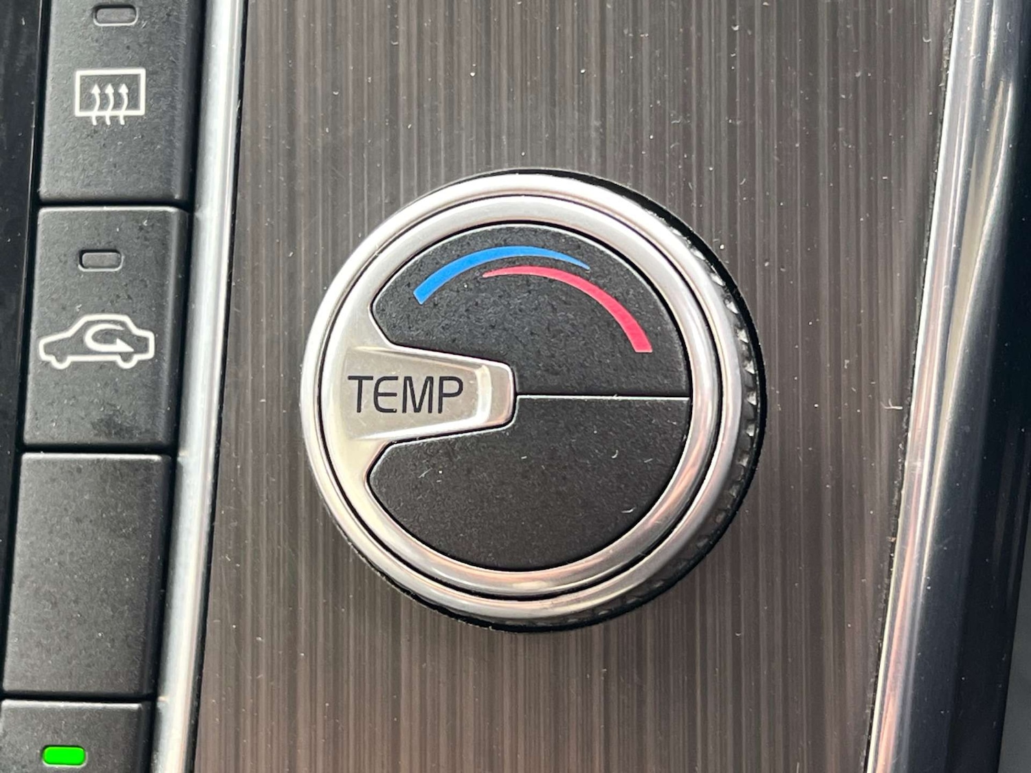 Used Volvo V60 2015 for sale - 75750237: Photo 44