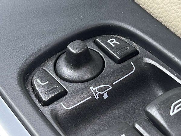 Used Volvo V60 2015 for sale - 75750237: Photo 65