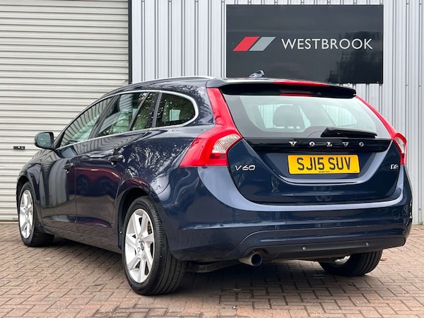 Used Volvo V60 2015 for sale - 75750237: Photo 7