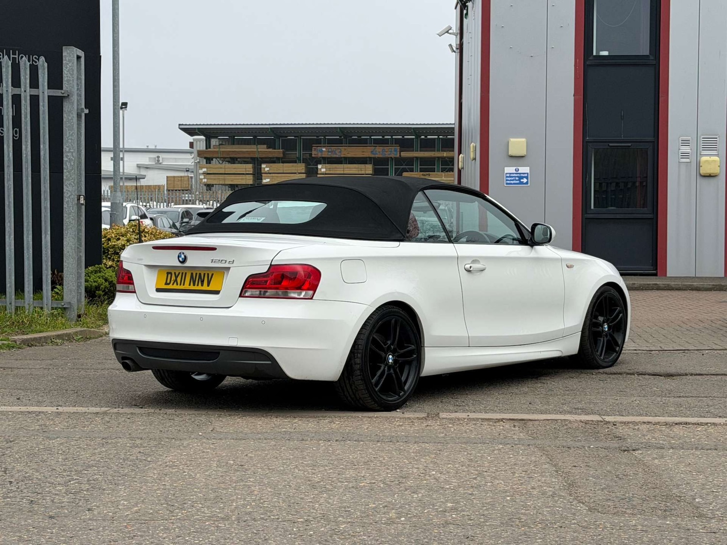 Used BMW 1 Series 2011 for sale - 77452501: Photo 17