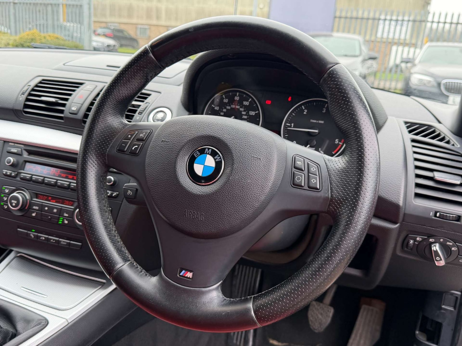 Used BMW 1 Series 2011 for sale - 77452501: Photo 25